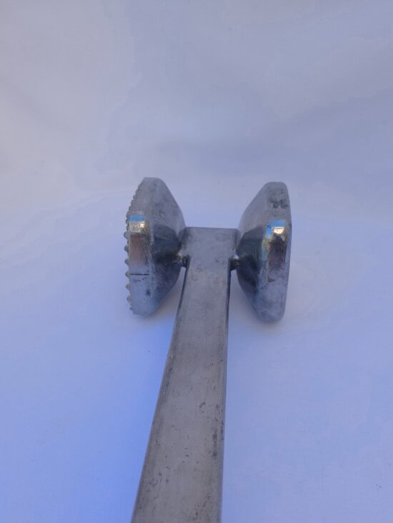 Stainless Steel Kitchen Tool Lot Garlic Press Ice Cream Scoop Pizza Cutter Tongs - Picture 13 of 16